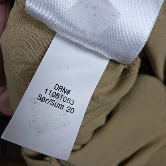 Eddie Bauer Cargo Pants Mens 35x30 Beige First Ascent Straight Fit Performance - Picture 11 of 12